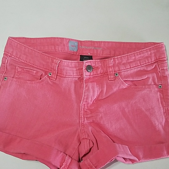 Colorful Jean shorts - Picture 2 of 2